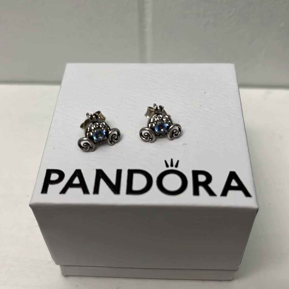 Pandora earrings - Picture 3 of 4